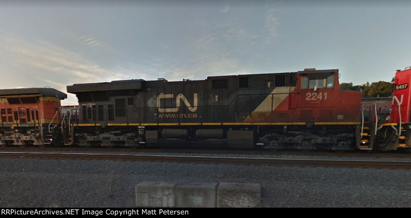 CN 2241